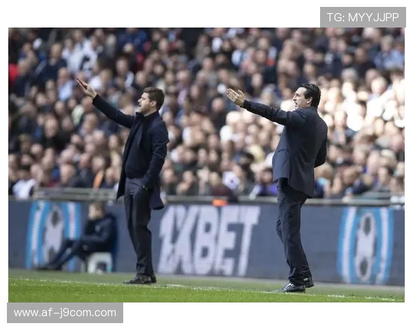 临朐足球队教练带队冲击新赛季目标 全力打造强队风貌与团队凝聚力